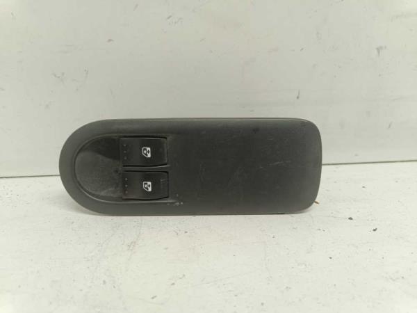 BOUTON LEVE VITRE RENAULT MEGANE 2 ( 2VITRES ) - Vue 1